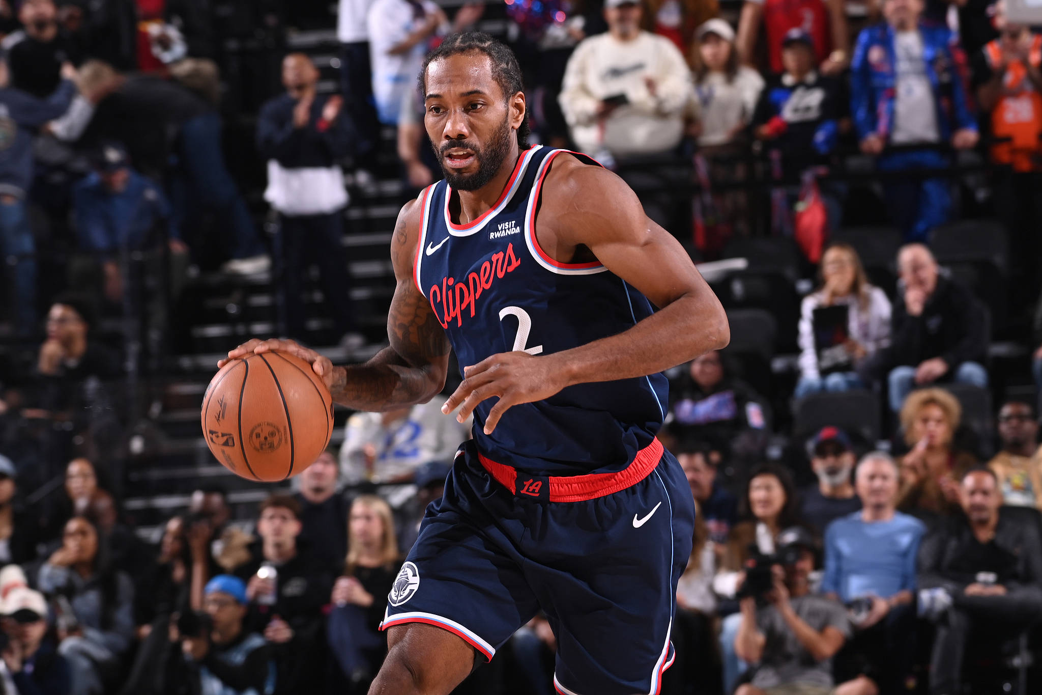 九游体育官网-加时末段NBA总决赛焦点战，洛杉矶快船队长鼓劲，震撼外界，年轻球员得到机会的简单介绍